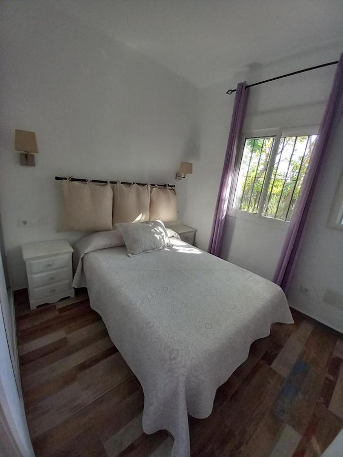 Apartamentos Cala Isabel 扎霍拉 外观 照片