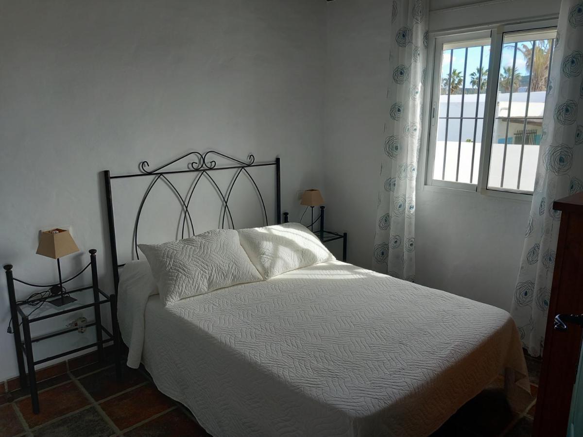 Apartamentos Cala Isabel 扎霍拉 外观 照片