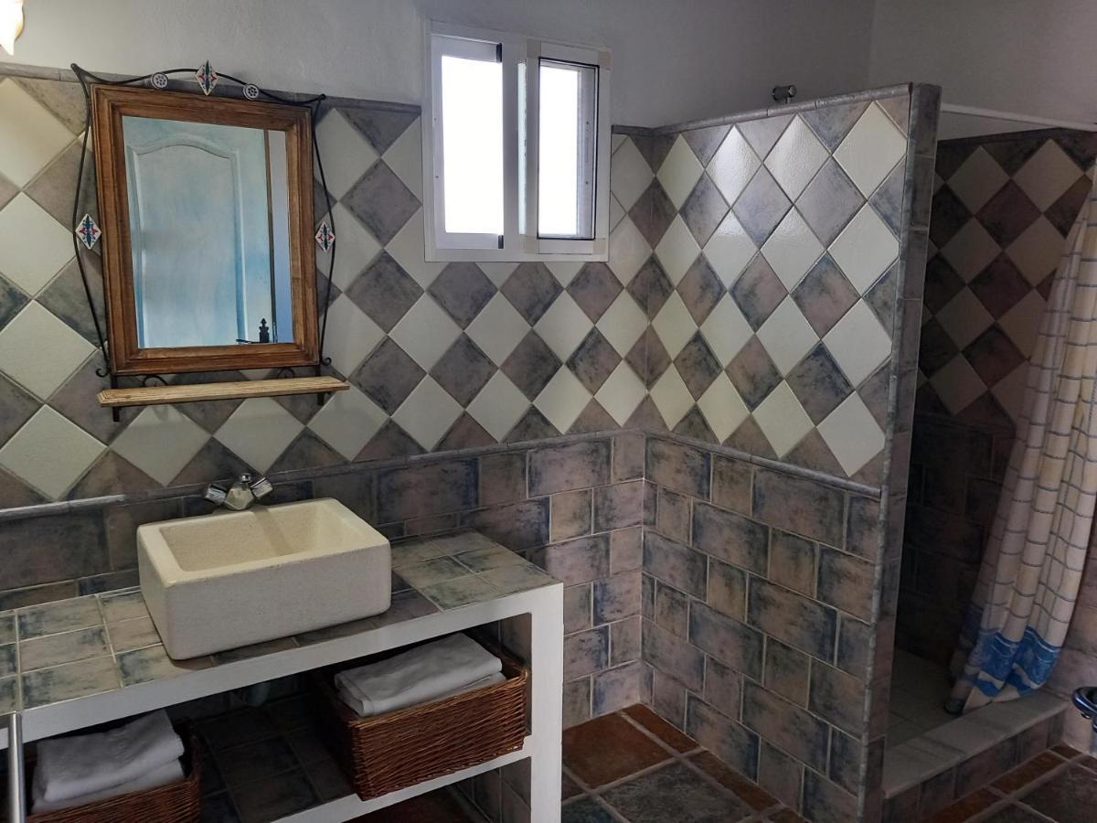 Apartamentos Cala Isabel 扎霍拉 外观 照片